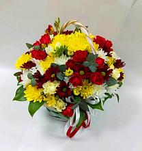 Цветочная композиция из Хризантемы и Розы в корзине в Суркуле